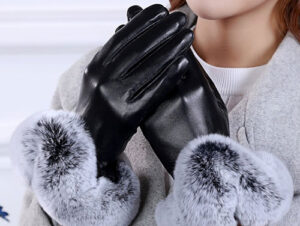 Fashionable goat skin gloves