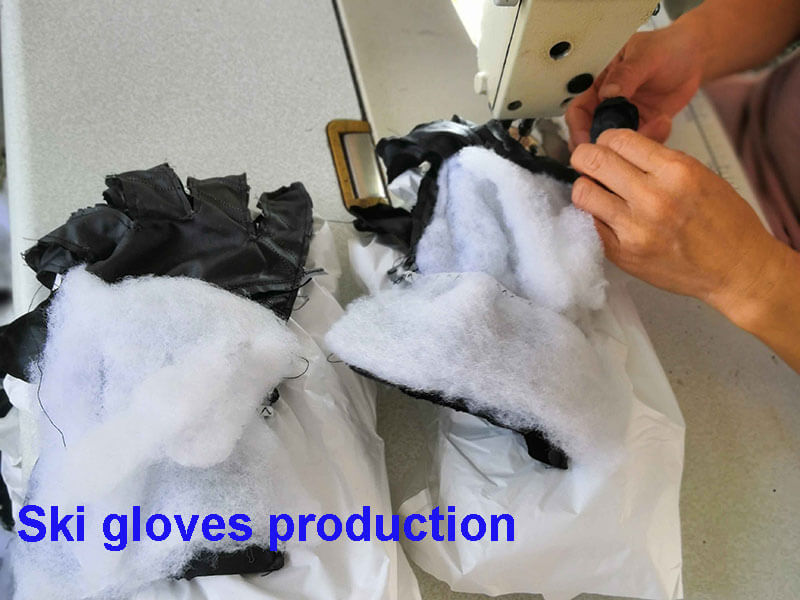 Skihandschuhe Produktion Bild